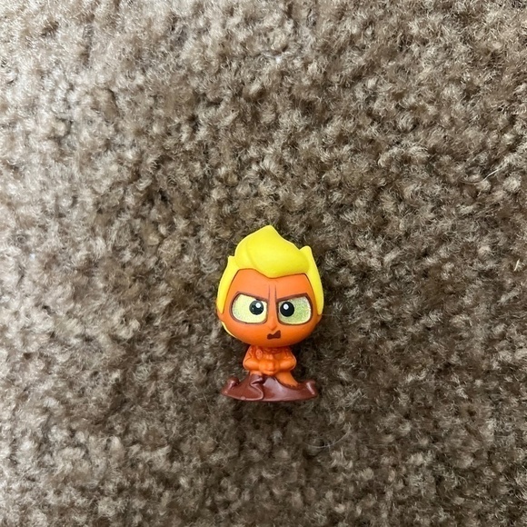 Disney Doorables Series 8 – Hercules – Hades - Picture 3 of 4